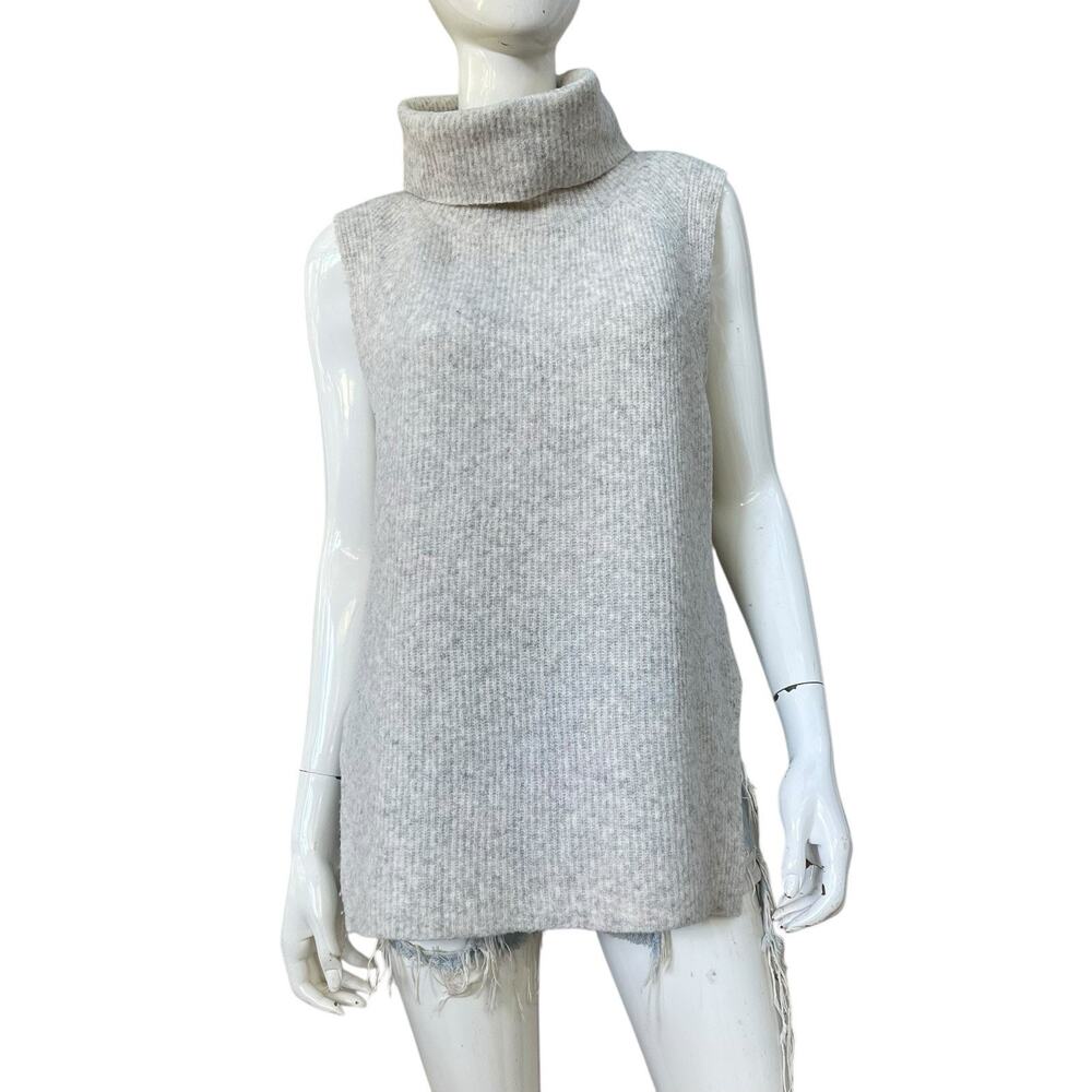 Aritzia Community Wool Yak Blend Gray Sleeveless Knit Cowl Neck Sweater Small